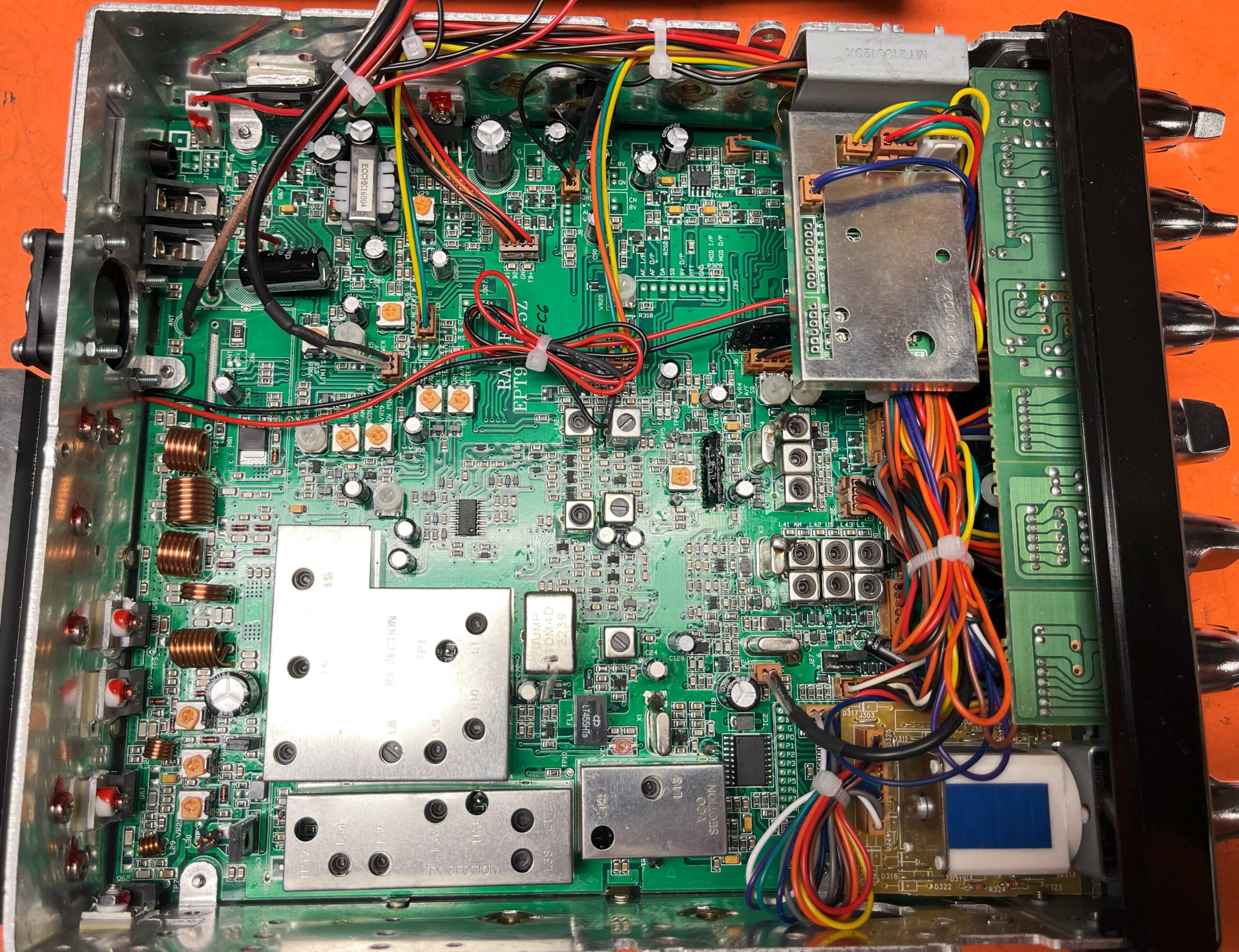 Ranger RCI-69FFC6 Transceiver - Image 12